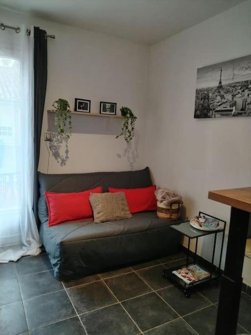 Apartamento Le Petit Charrier Aix-en-Provence Exterior foto